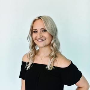 Meet your Posher, Lauren